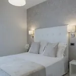 Szálloda De Londres 3*