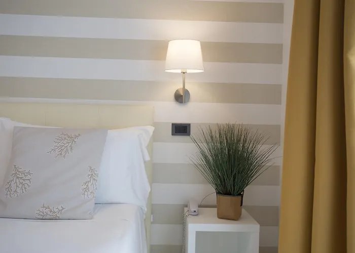 De Londres Hotell 3*